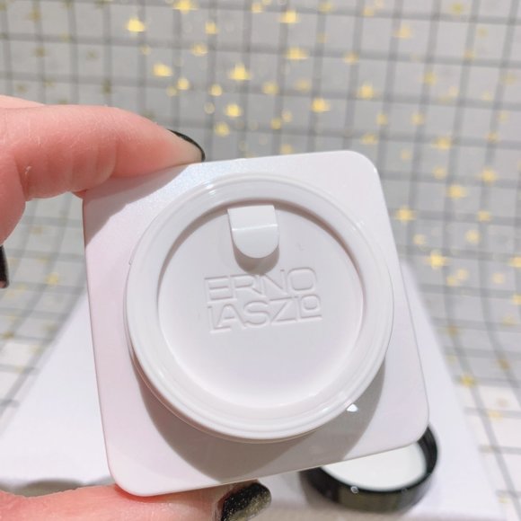 BNIB!!! ERNO LASZLO Hydra-Therapy Memory Gel Sleep Mask - Picture 4 of 6